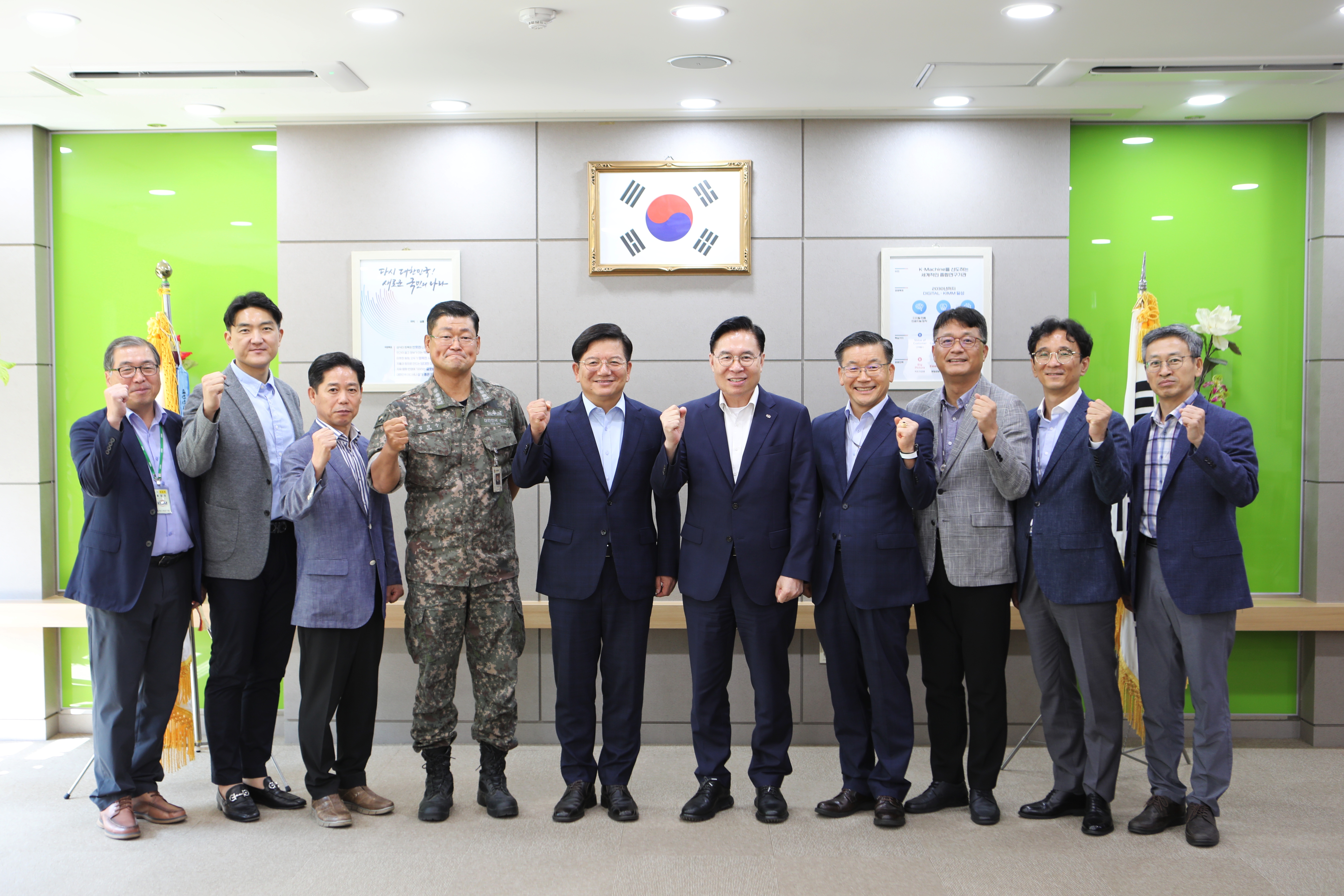 해군 미래혁신연구단장 내방 사진