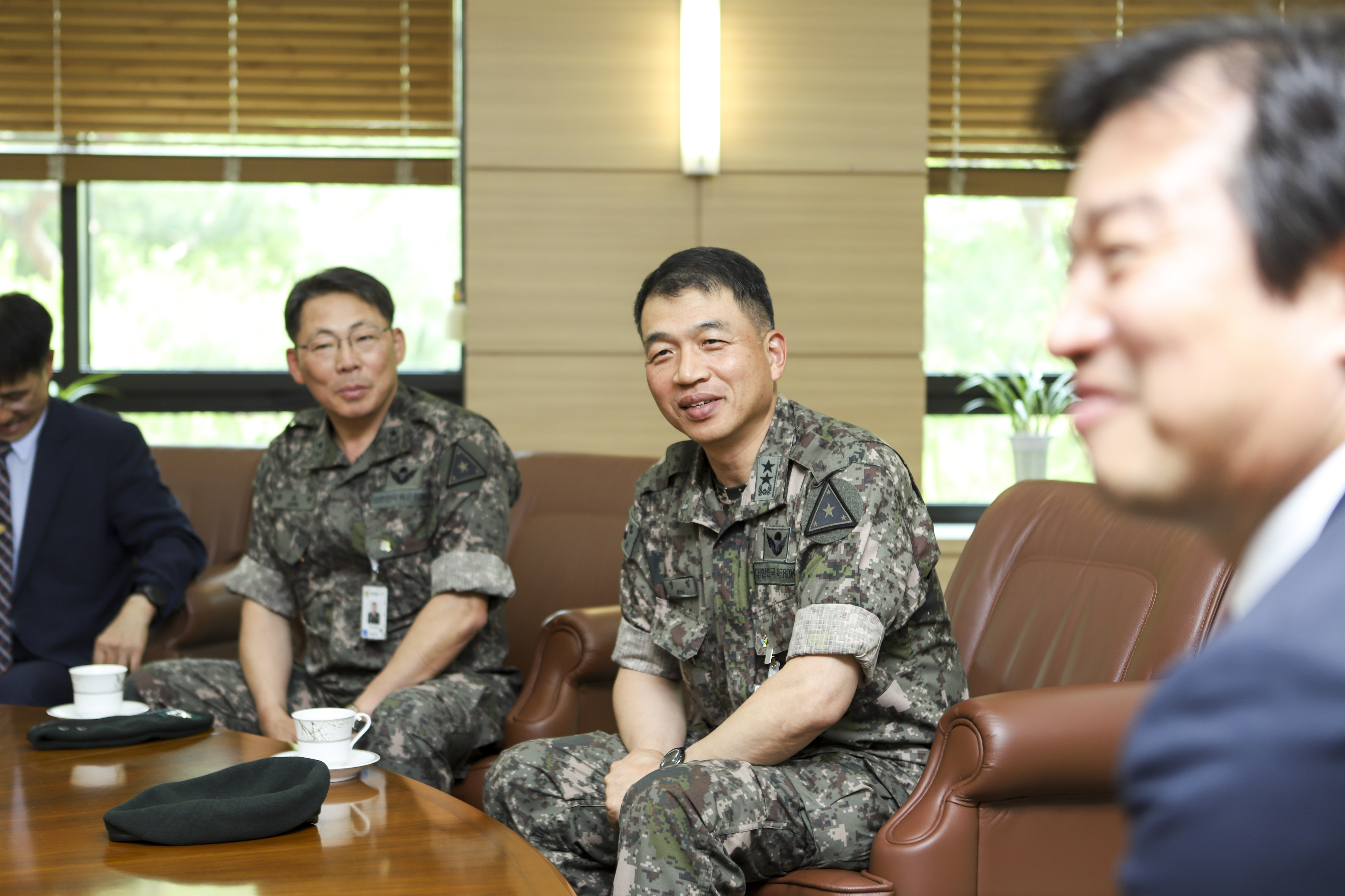 육군본부 군수참모부장 일행 내방(2018.06.18.)